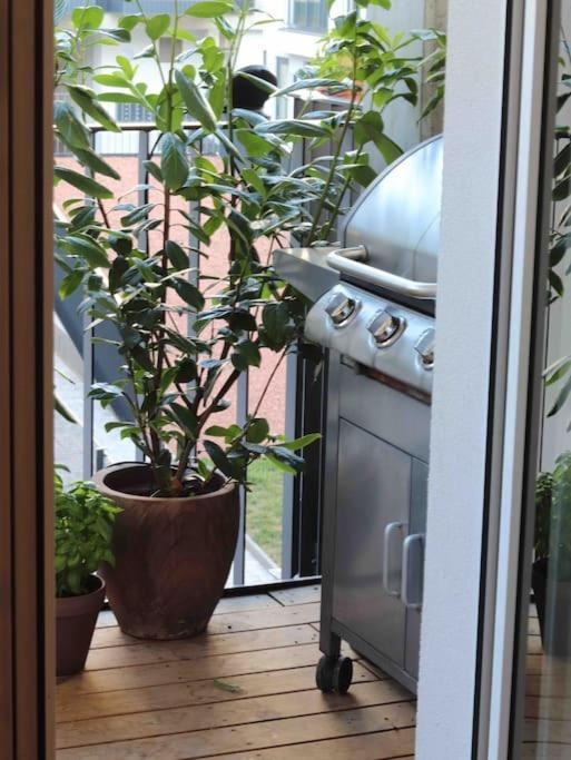 Smart Apt Mit Balkon Am Augarten Park Naehe Zentrum Vienna Esterno foto
